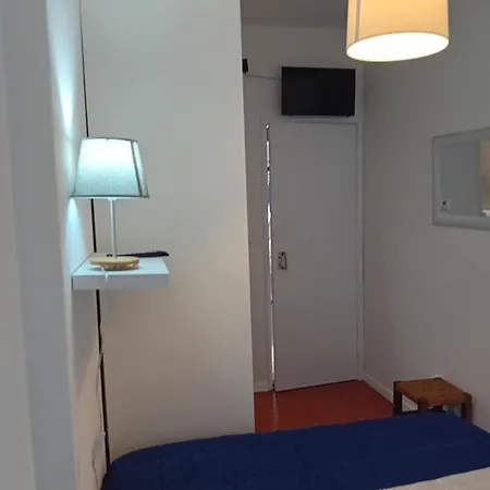 Chalas Bedroom * ナザレ